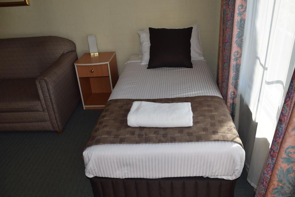 Best Western Coachman'S Inn Motel Bathurst Buitenkant foto