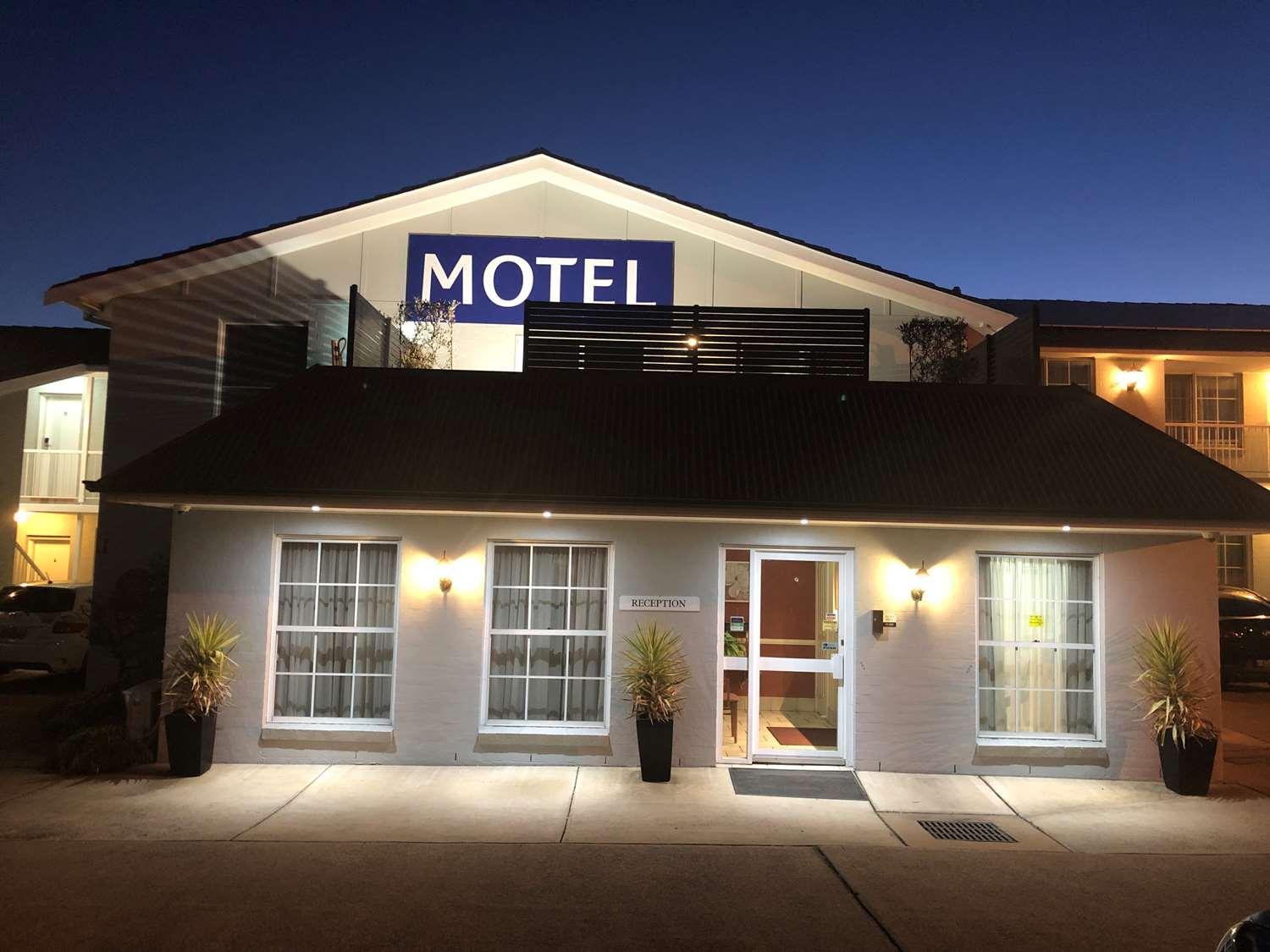 Best Western Coachman'S Inn Motel Bathurst Buitenkant foto